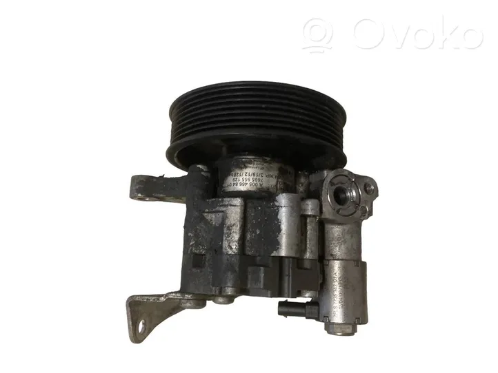 Mercedes-Benz C W204 Ohjaustehostimen pumppu 7695955129