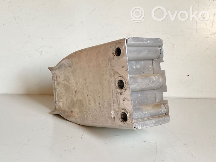 Land Rover Evoque II Traversa del paraurti anteriore K8D217A936