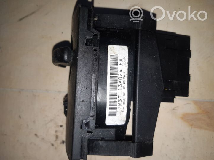 Ford Focus Light switch 