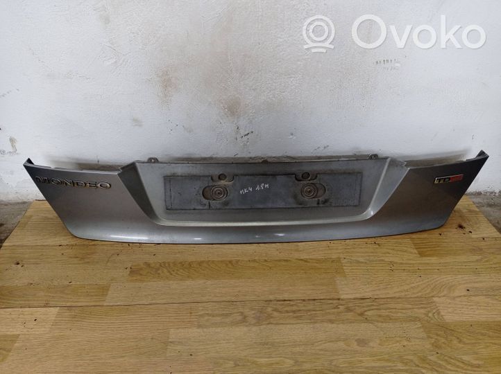 Ford Mondeo MK IV Apdaila galinio dangčio 7S71A423A40A