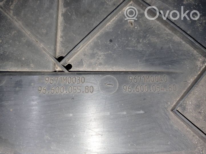 Citroen C4 Grand Picasso Cache de protection inférieur de pare-chocs avant 9660005480