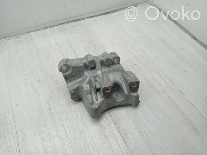 Citroen C5 Soporte de apoyo del filtro de combustible 9656597780