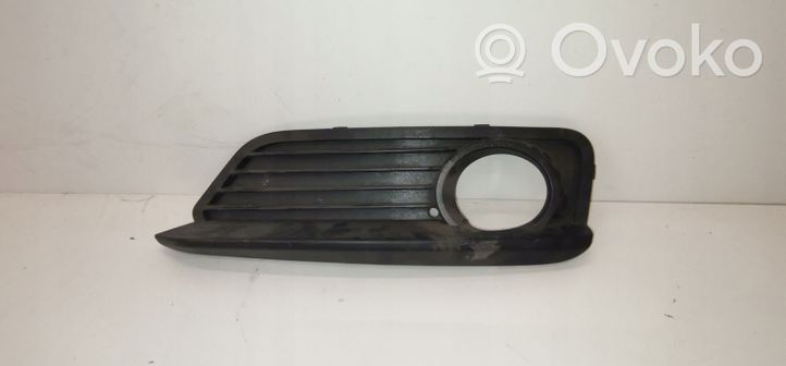 BMW 1 F20 F21 Krata halogenu 51117371666