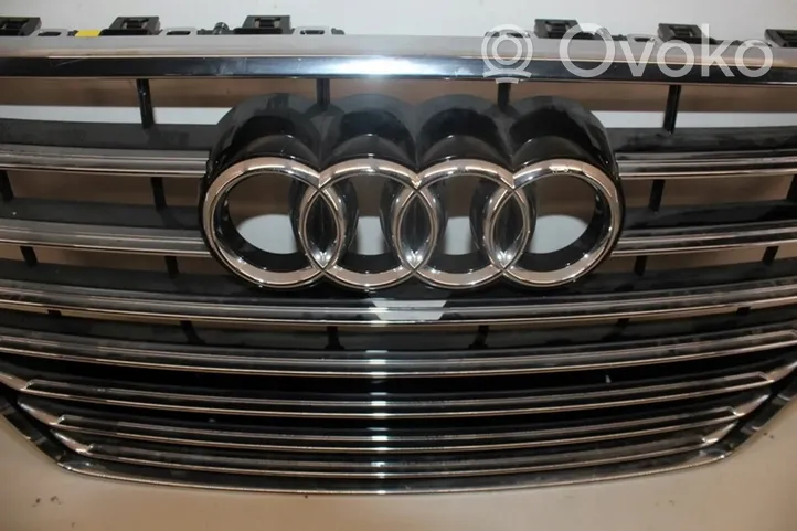 Audi A8 S8 D4 4H Maskownica / Grill / Atrapa górna chłodnicy 4H0853651AA