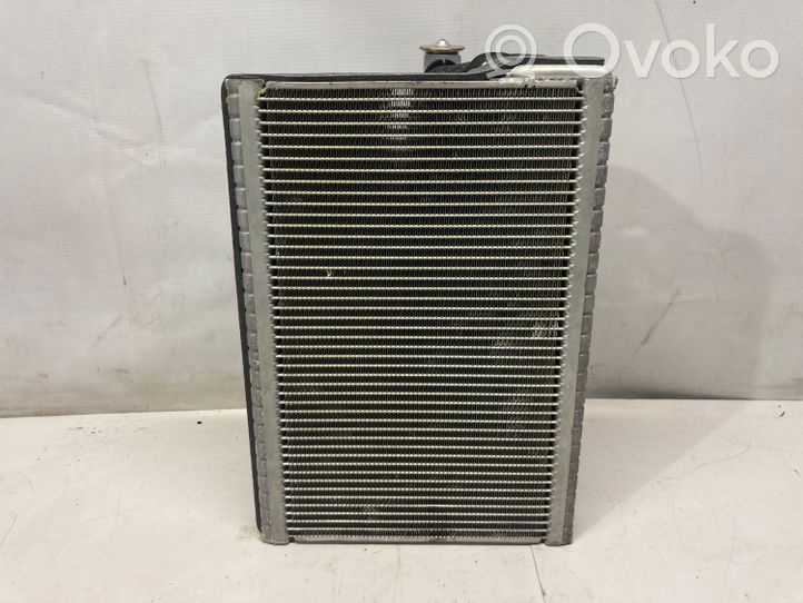 Peugeot 3008 II Radiateur soufflant de chauffage 9822121180