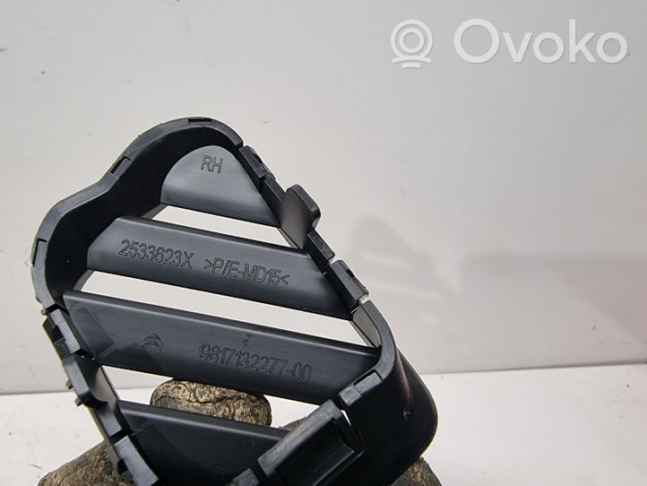 Citroen C5 Aircross Garniture, panneau de grille d'aération latérale 9817132280