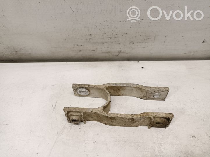 Volvo V40 Cross country Supporto di montaggio scatola del cambio 31359645