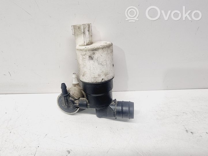 Volvo V60 Windscreen/windshield washer pump 31253220