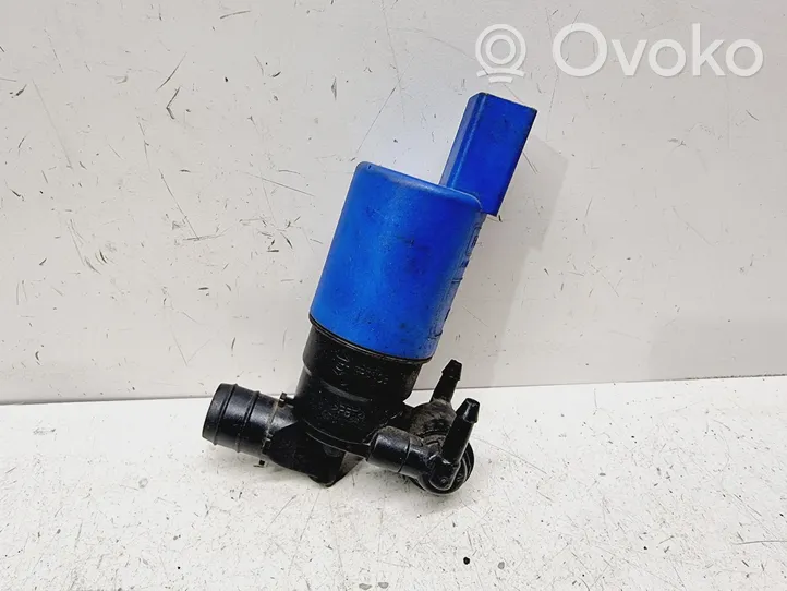 Volvo S60 Pompe de lave-glace de pare-brise 31276093