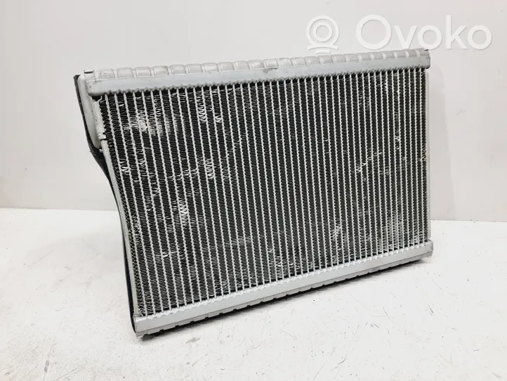 Peugeot 3008 II Radiateur soufflant de chauffage 9822121180