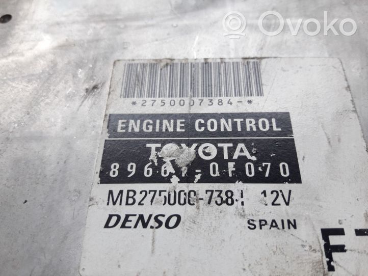 Toyota Corolla Verso AR10 Calculateur moteur ECU 896610F070