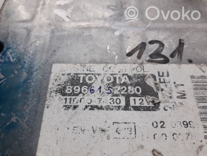 Toyota Yaris Verso Sterownik / Moduł ECU 8966152280