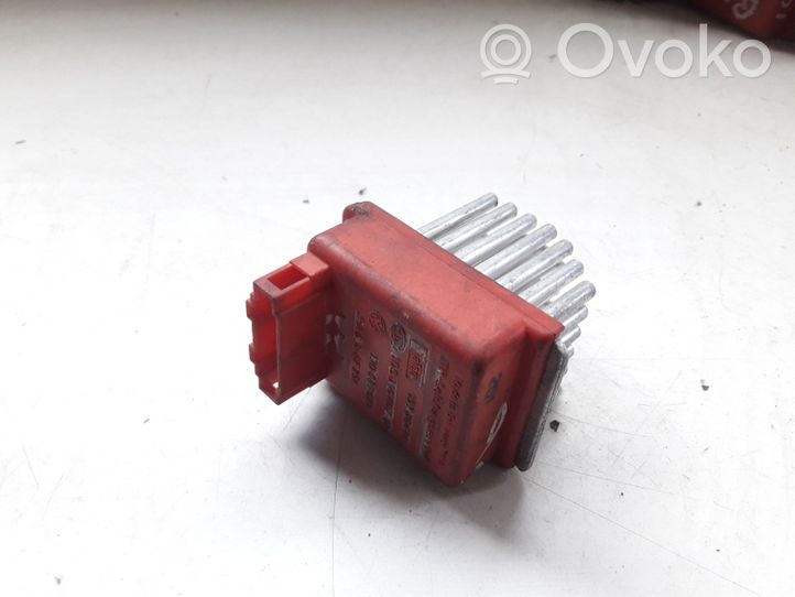 Audi A4 S4 B5 8D Heater blower fan relay 