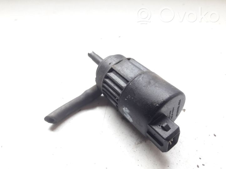 Mitsubishi Carisma Windscreen/windshield washer pump 