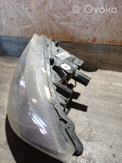 BMW 3 E90 E91 Lampa przednia 89311650