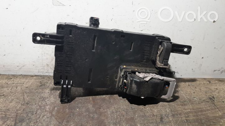 KIA Carnival Module de fusibles 919584D0700H