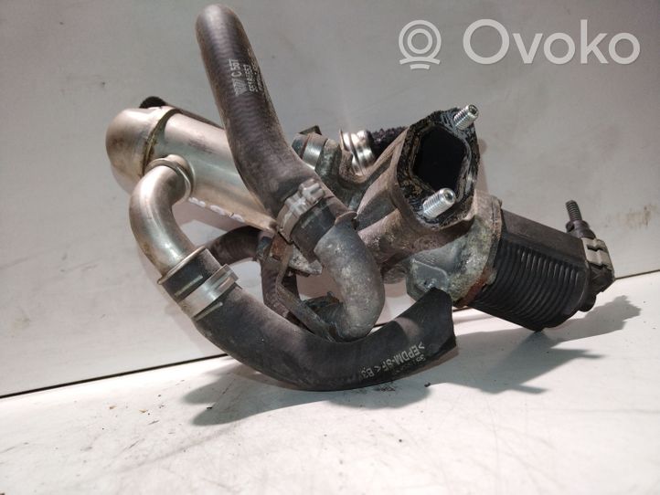 Opel Corsa C EGR-venttiili/lauhdutin 05705041