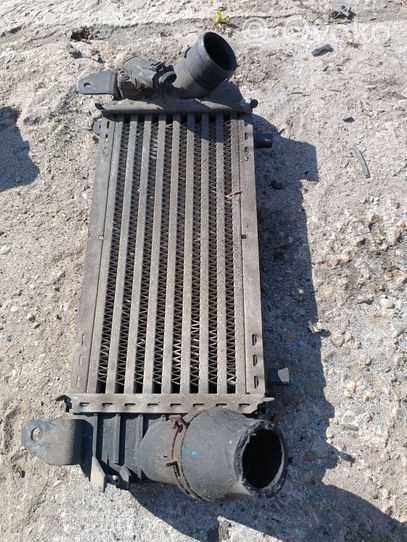 Audi A2 Radiatore intercooler 8Z0145805