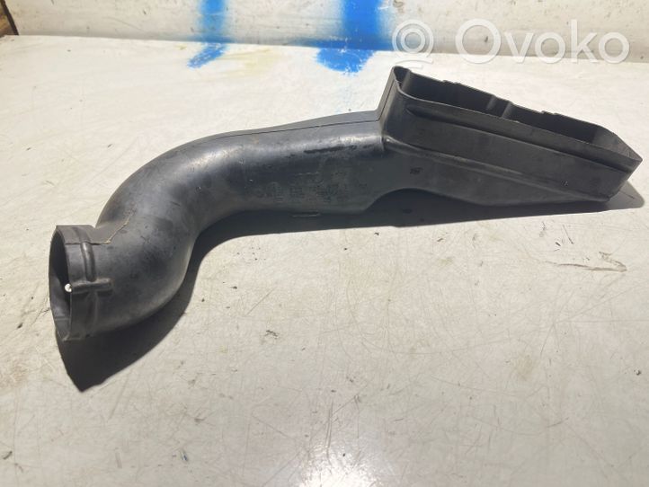Audi A2 Air intake duct part 8Z0129617
