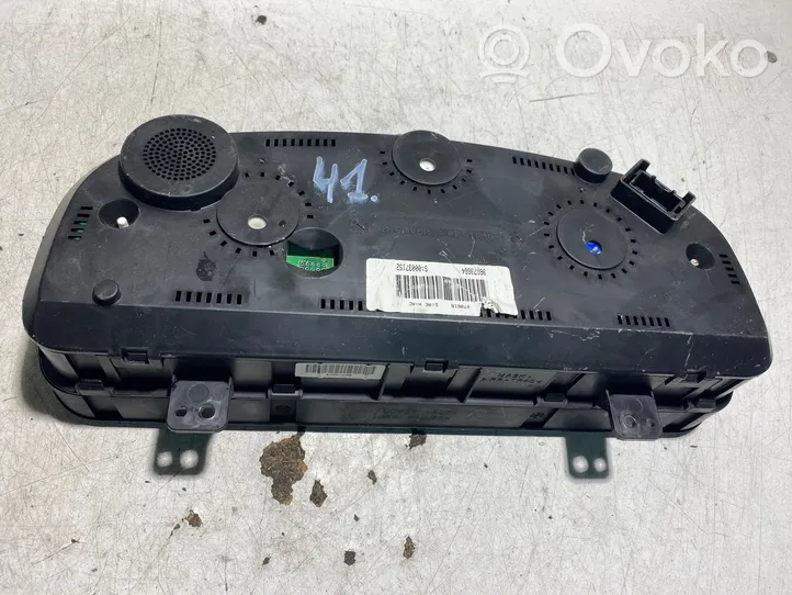 Opel Antara Speedometer (instrument cluster) 96673664