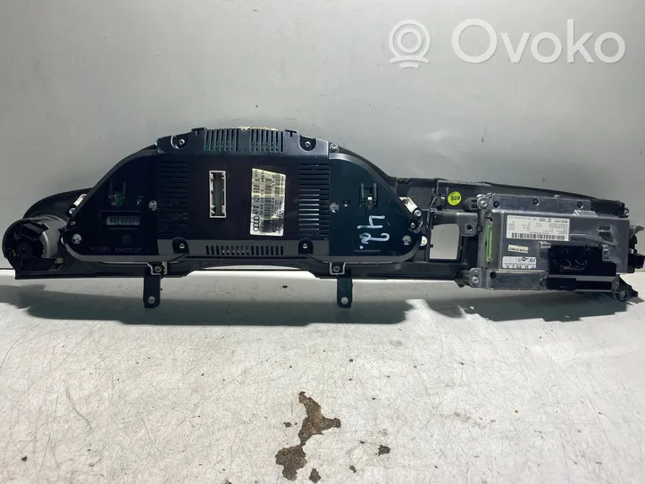 Audi A6 S6 C6 4F Tachimetro (quadro strumenti) 4F0920980M