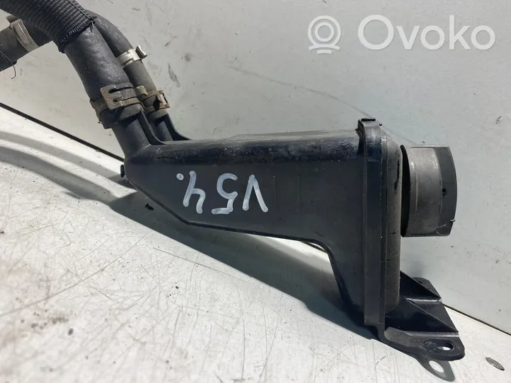 Audi A4 S4 B7 8E 8H Zbiornik płynu wspomagania układu kierowniczego 8E0422373B