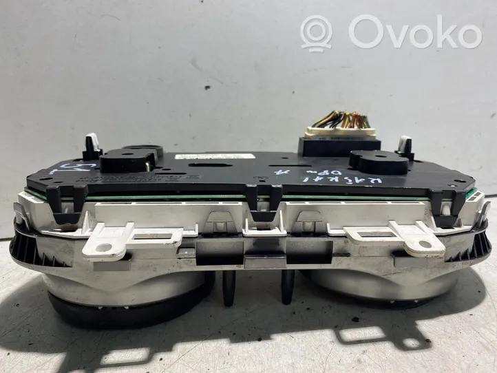 Nissan Qashqai Spidometrs (instrumentu panelī) JD18A