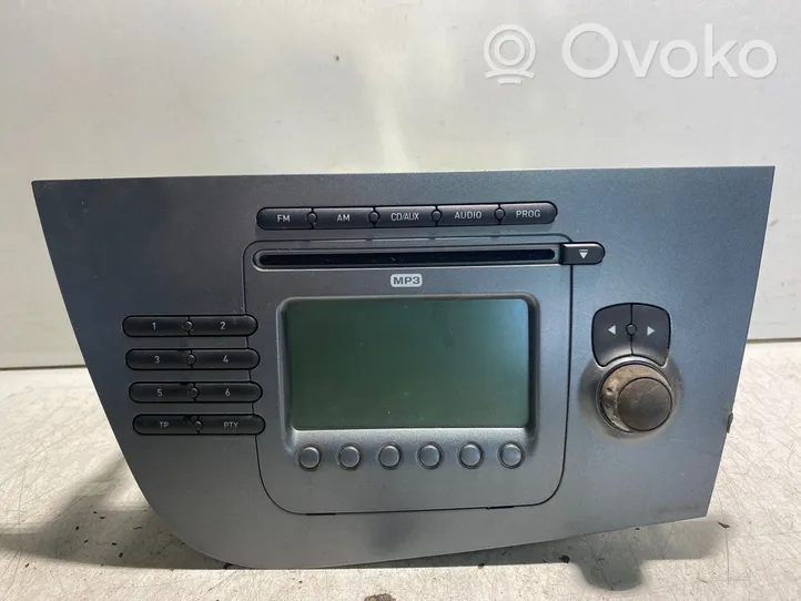 Seat Leon (1P) Panel / Radioodtwarzacz CD/DVD/GPS 1P2035186A