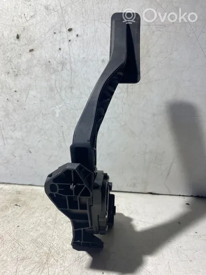 Opel Astra J Gaspedal 13252704