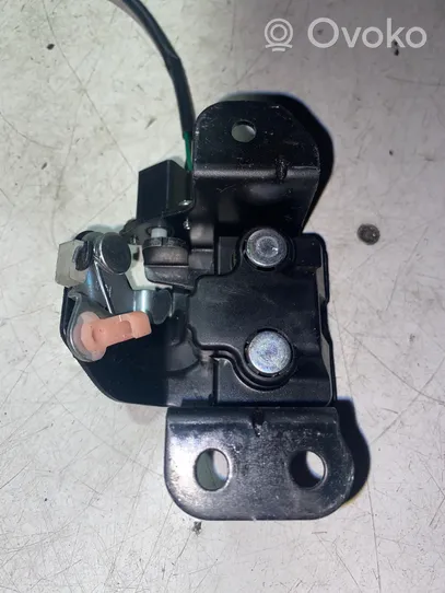 KIA Sportage Loading door lock 