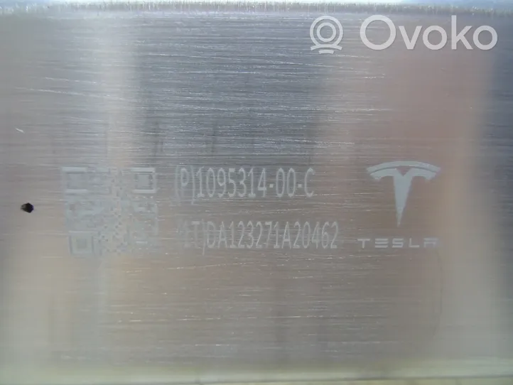 Tesla Model 3 Takapuskurin tukipalkki 109531400C