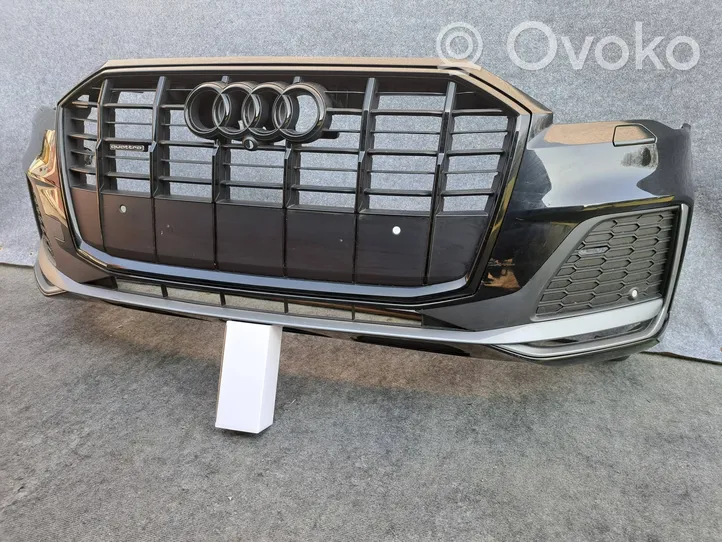 Audi Q7 4M Передний бампер 4M0807437Q