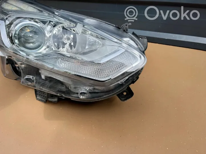 Ford Galaxy Lampa przednia 