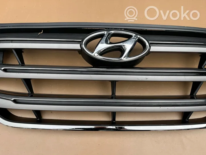 Hyundai Accent Grille de calandre avant 