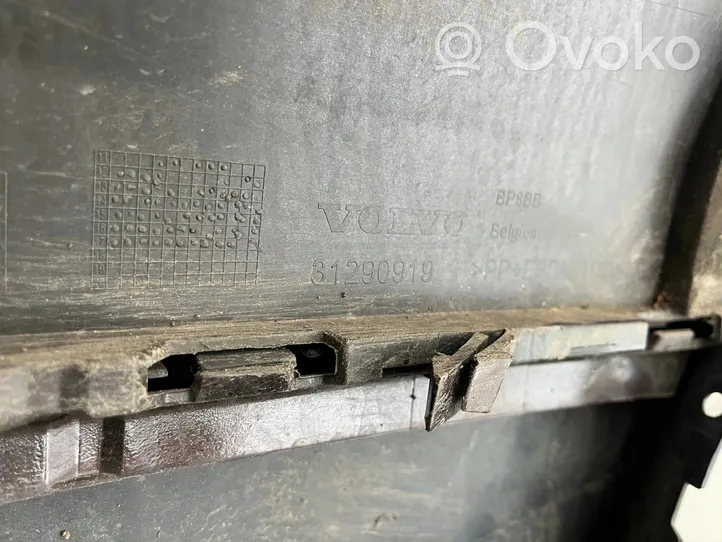 Volvo V40 Cross country Front bumper 