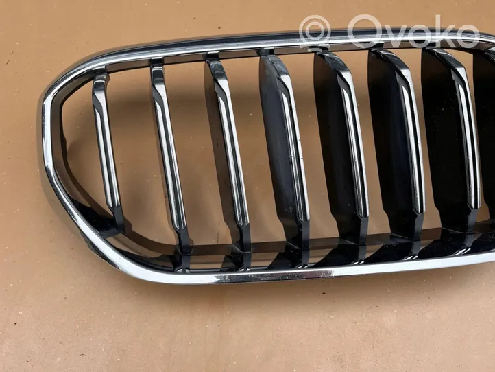 BMW 5 G30 G31 Grille de calandre avant 