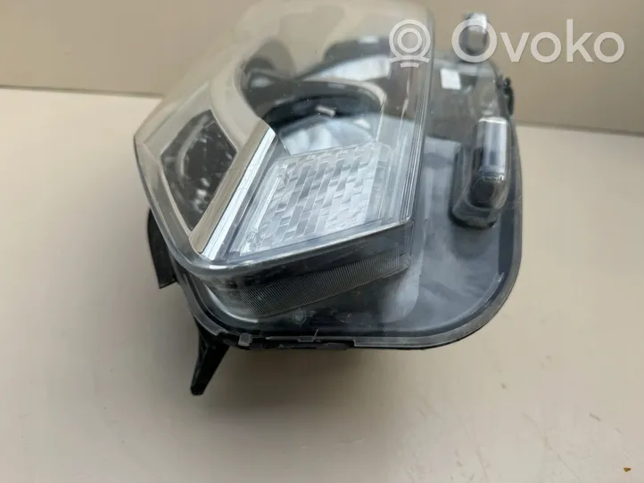 Toyota ProAce City Faro/fanale 