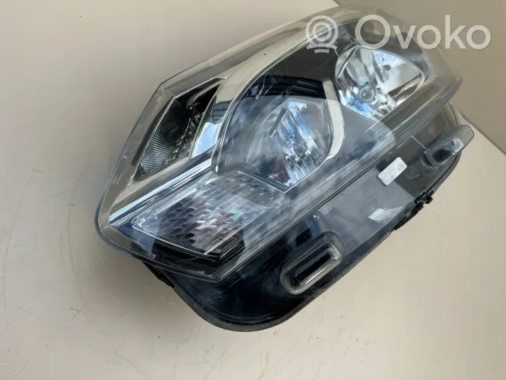 Toyota ProAce City Faro/fanale 