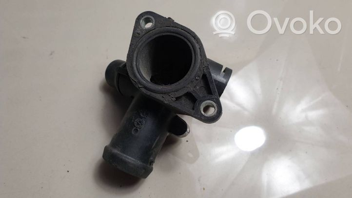 Audi A4 S4 B6 8E 8H Pompe à eau de liquide de refroidissement 06B121132D