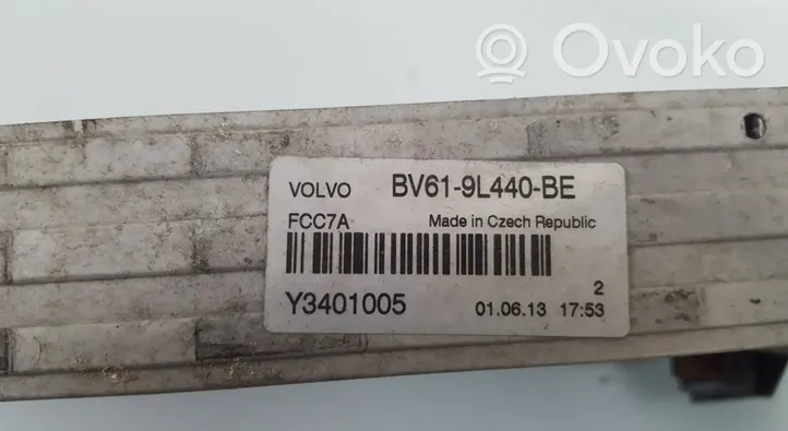 Volvo V40 Radiatore intercooler BV61-9L440-BE