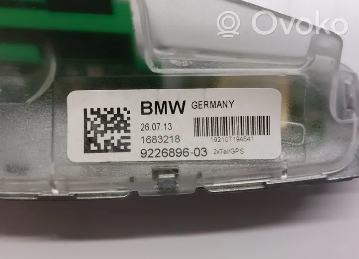BMW 3 F30 F35 F31 Antenna autoradio 9226896-03