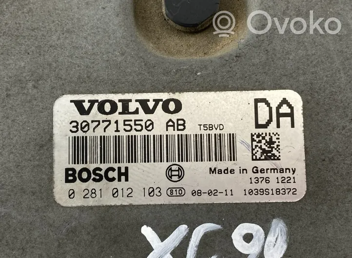 Volvo XC90 Variklio valdymo blokas 0281012103