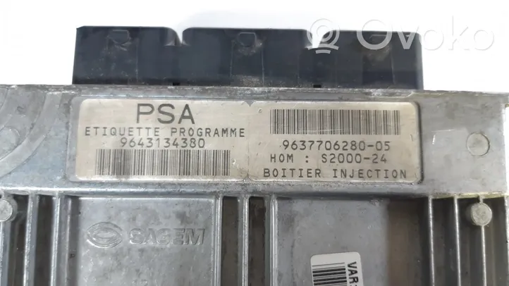 Peugeot Partner Sterownik / Moduł ECU 9643134380