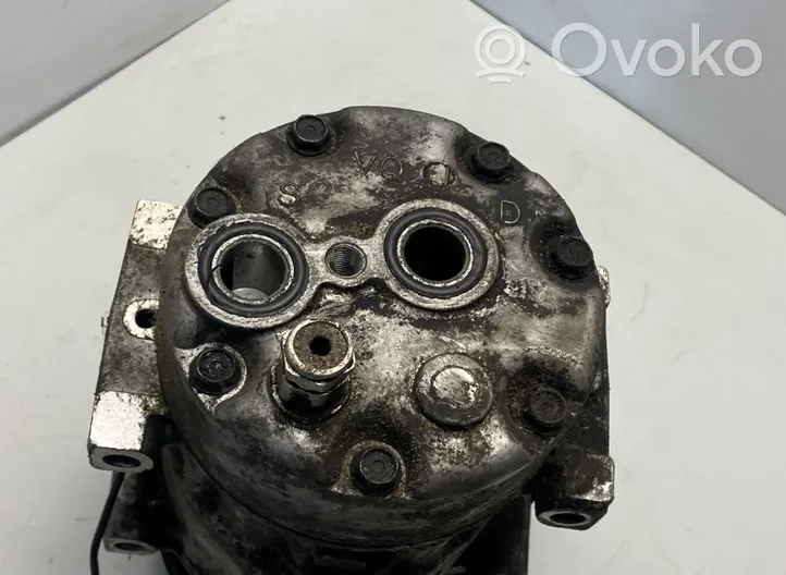 Volvo S40, V40 Ilmastointilaitteen kompressorin pumppu (A/C) 30665343
