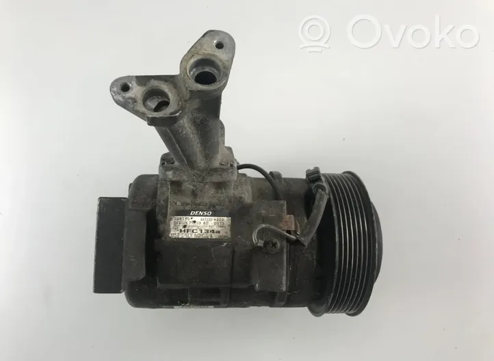 Toyota Avensis Verso Ilmastointilaitteen kompressorin pumppu (A/C) 447220-4202