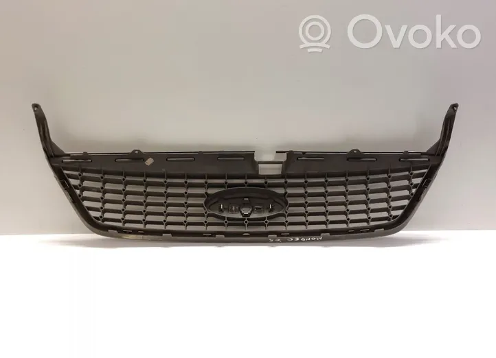 Ford Mondeo MK IV Grille de calandre avant 7S71-8200-A