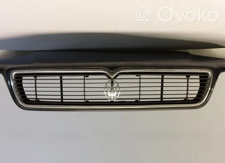 Maserati Quattroporte Couvercle, capot moteur 374300100