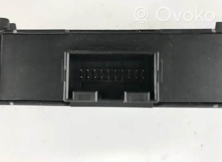 Volkswagen PASSAT B7 Modulo di controllo accesso 7N0