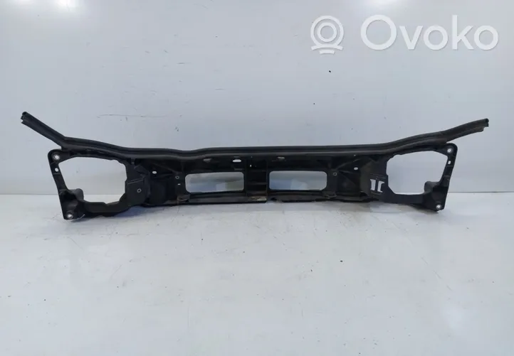 Opel Vivaro Панель радиаторов (телевизор) 8200411916