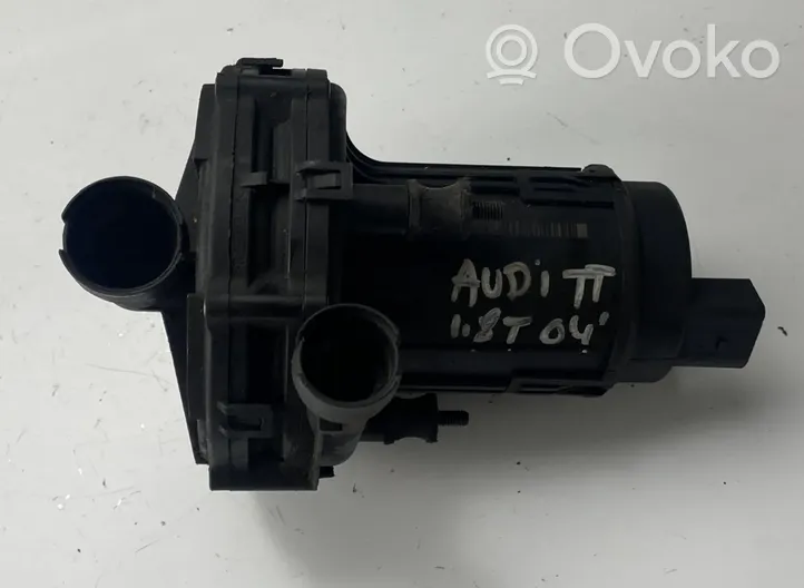 Audi TT Mk1 Antrinis oro siurblys 078906601D